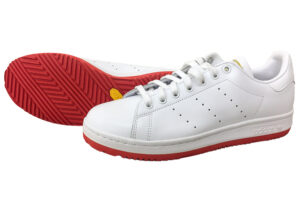 スニーカーの靴底（ソール）交換